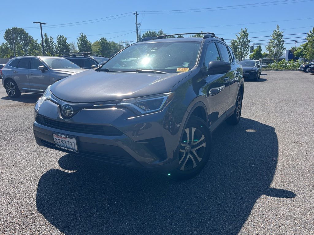 2017 Toyota RAV4 LE
