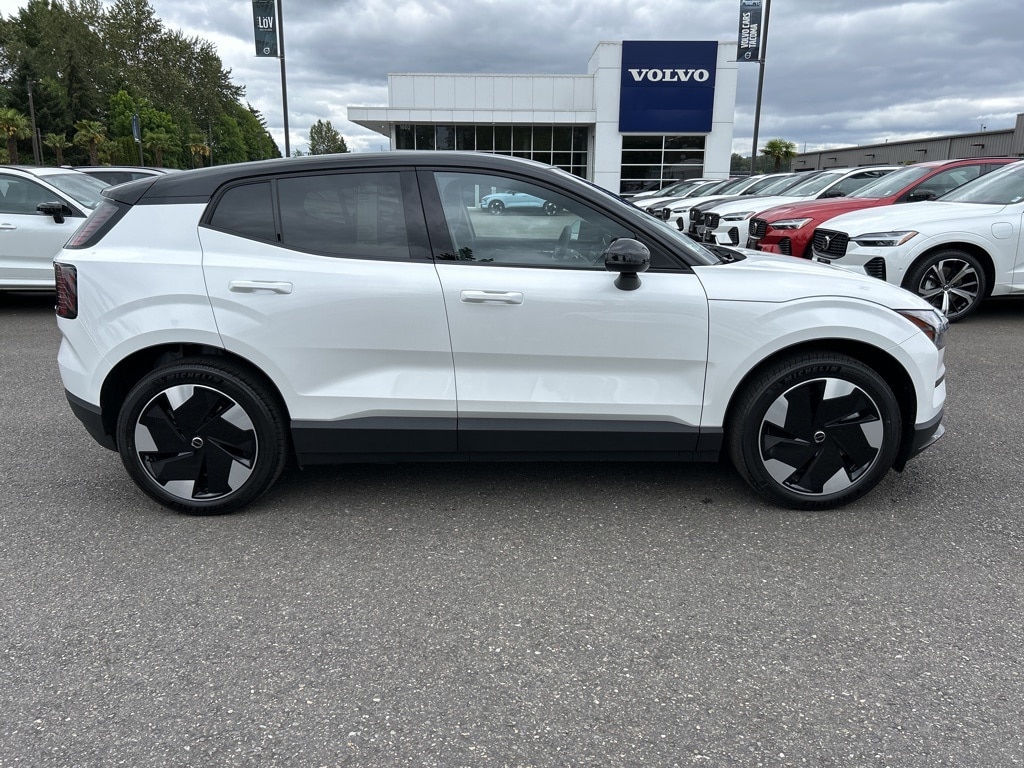 イヴェルカーナ 2025 Volvo EX30 Twin Motor Performance Ultra Review & Test