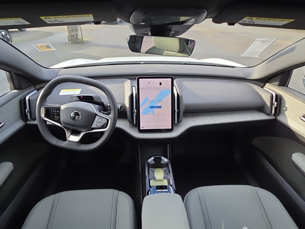 2026 Volvo EX30 Plus - Photo 5