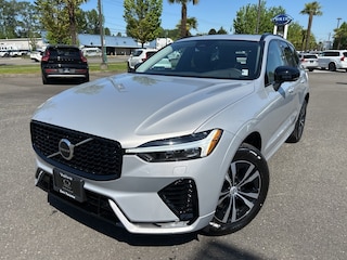 2025 Volvo XC60 B5 Core SUV