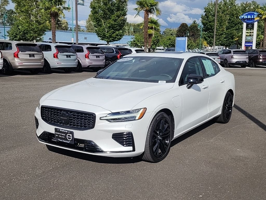 2024 Volvo S60 Recharge Plug-In Hybrid