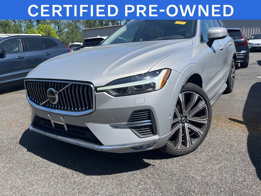 2023 Volvo XC60 B5 Ultimate Bright Theme AWD's photo