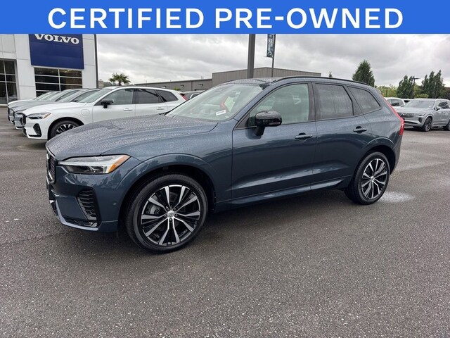 2024 Volvo XC60 B5 Plus Dark Theme SUV