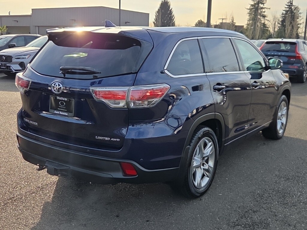 Used 2015 Toyota Highlander Limited Platinum V6 SUV