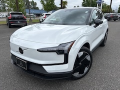2025 Volvo EX30 Twin Motor Plus SUV