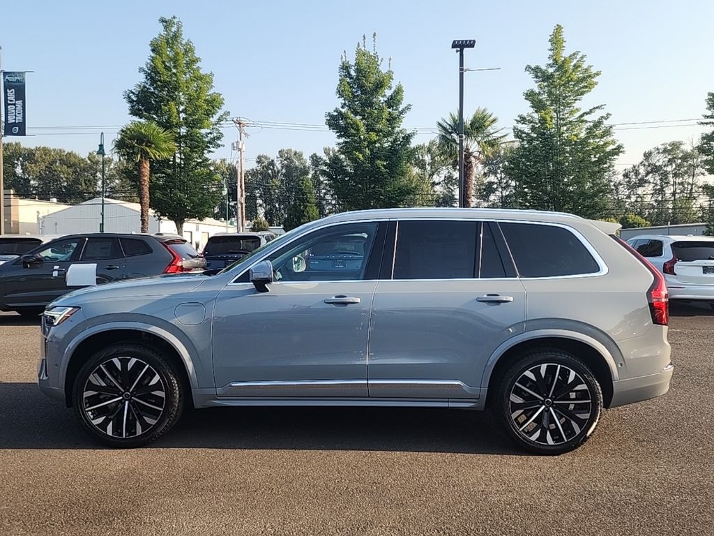 New 2026 Volvo XC90 plug-in hybrid T8 Plus 7-Seater SUV
