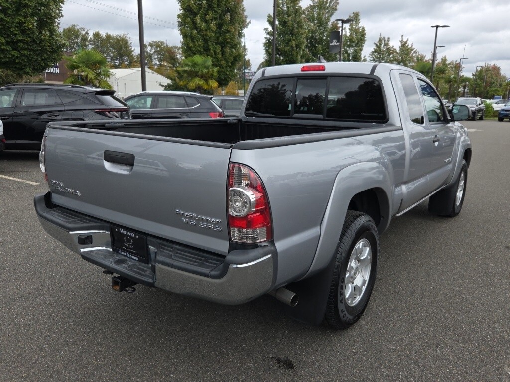 2015 Toyota Tacoma PreRunner photo 2