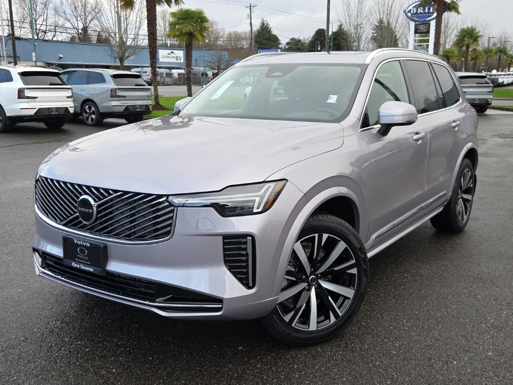 2026 Volvo XC90 Core's photo