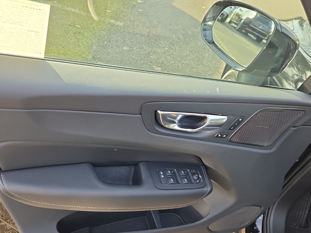 Used 2023 Volvo XC60 B5 Ultimate Dark Theme SUV