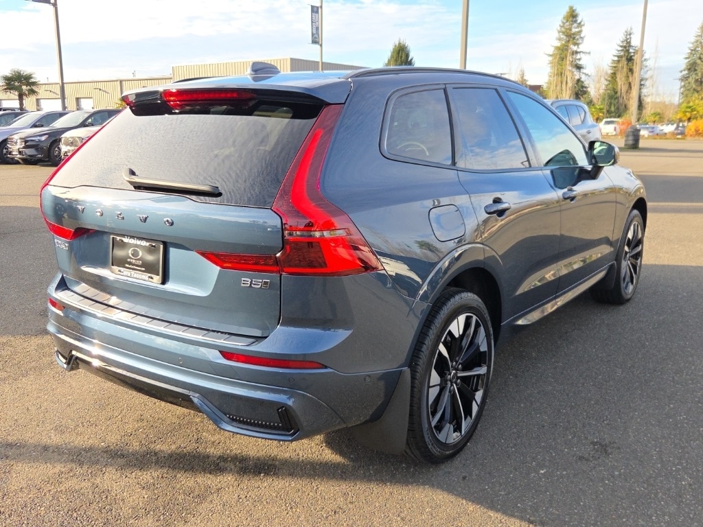 New 2026 Volvo XC60 B5 Plus SUV