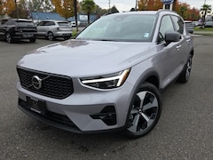 2026 Volvo XC40 B5 Plus AWD SUV