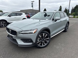 2026 Volvo V60 Cross Country B5 Ultra AWD Wagon