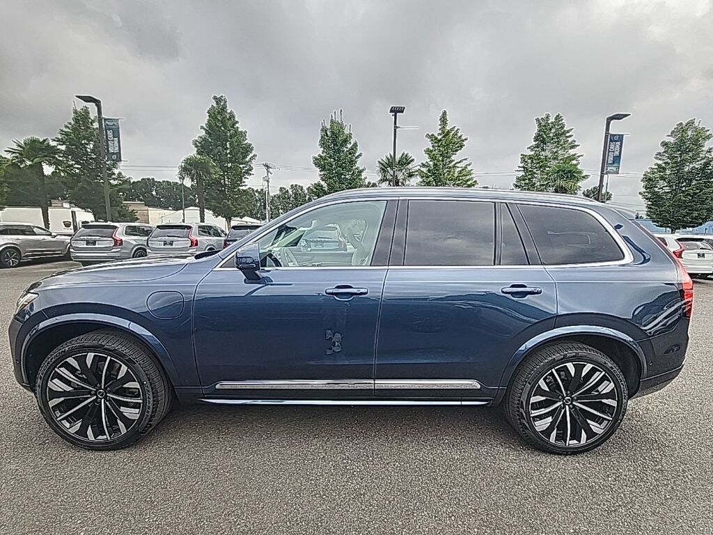 New 2026 Volvo XC90 plug-in hybrid T8 Ultra 7-Seater SUV