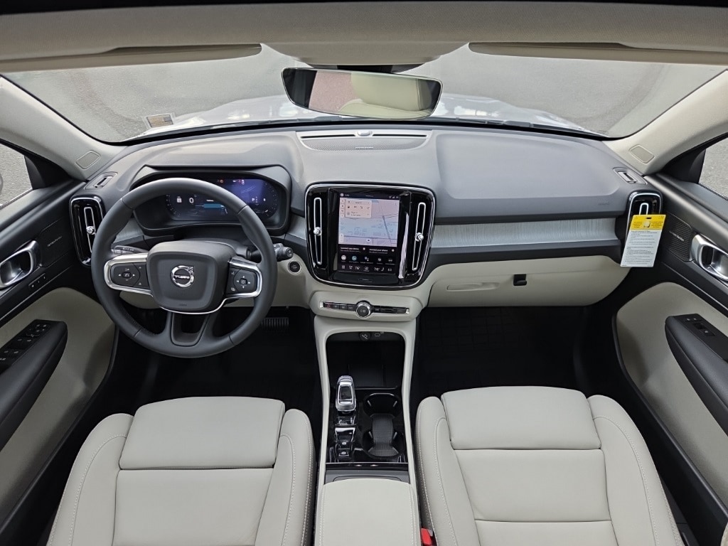 2026 Volvo XC40 Ultra - Photo 5