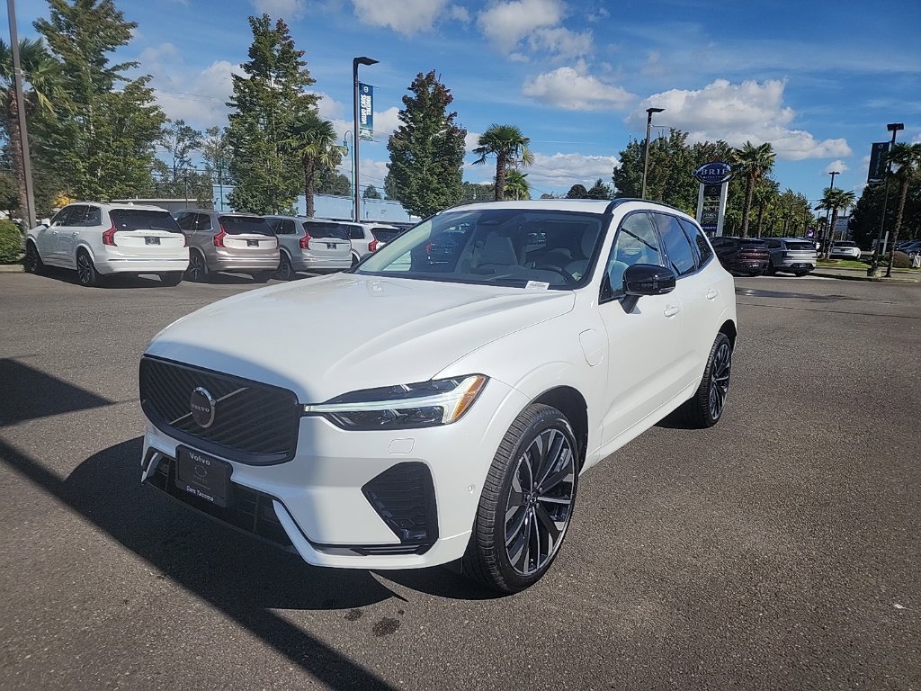 2027 Volvo XC60 plug-in hybrid T8 Ultra AWD SUV
