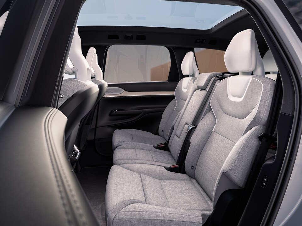 2024 Volvo EX90 Interior