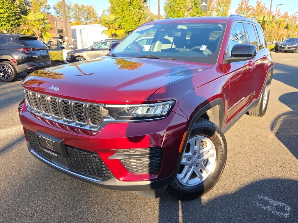 2023 Jeep Grand Cherokee Laredo