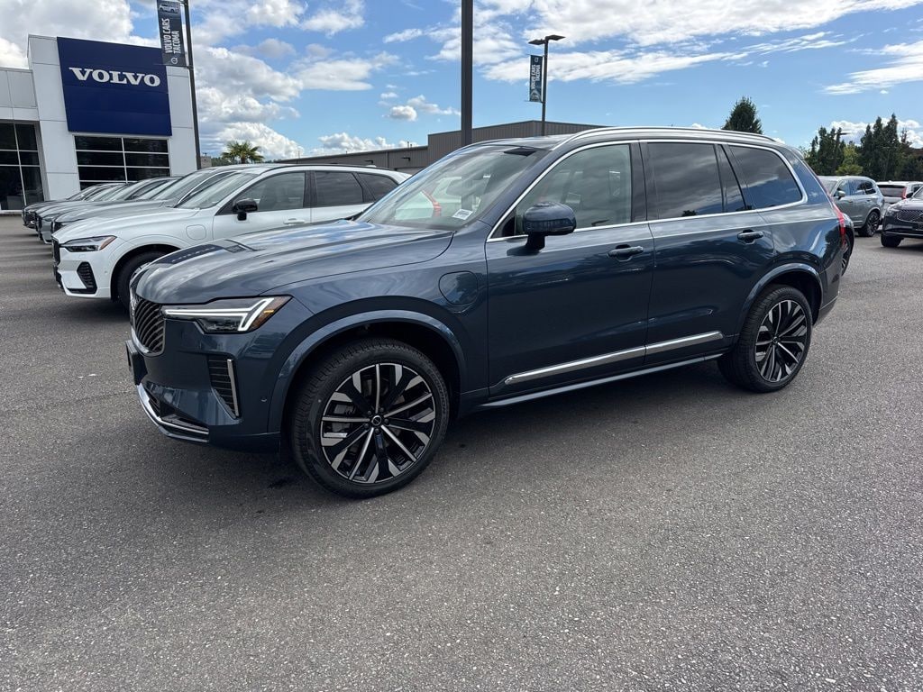 New 2026 Volvo XC90 plug-in hybrid T8 Plus 7-Seater SUV