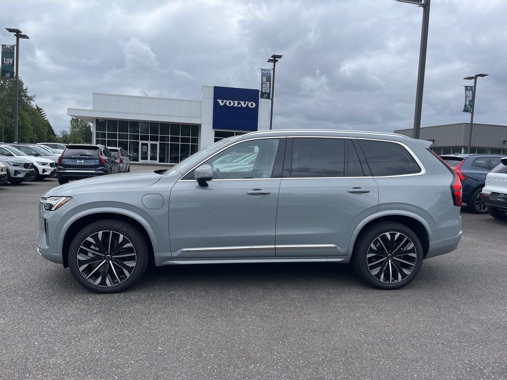 New 2026 Volvo XC90 plug-in hybrid T8 Ultra 6-Seater SUV