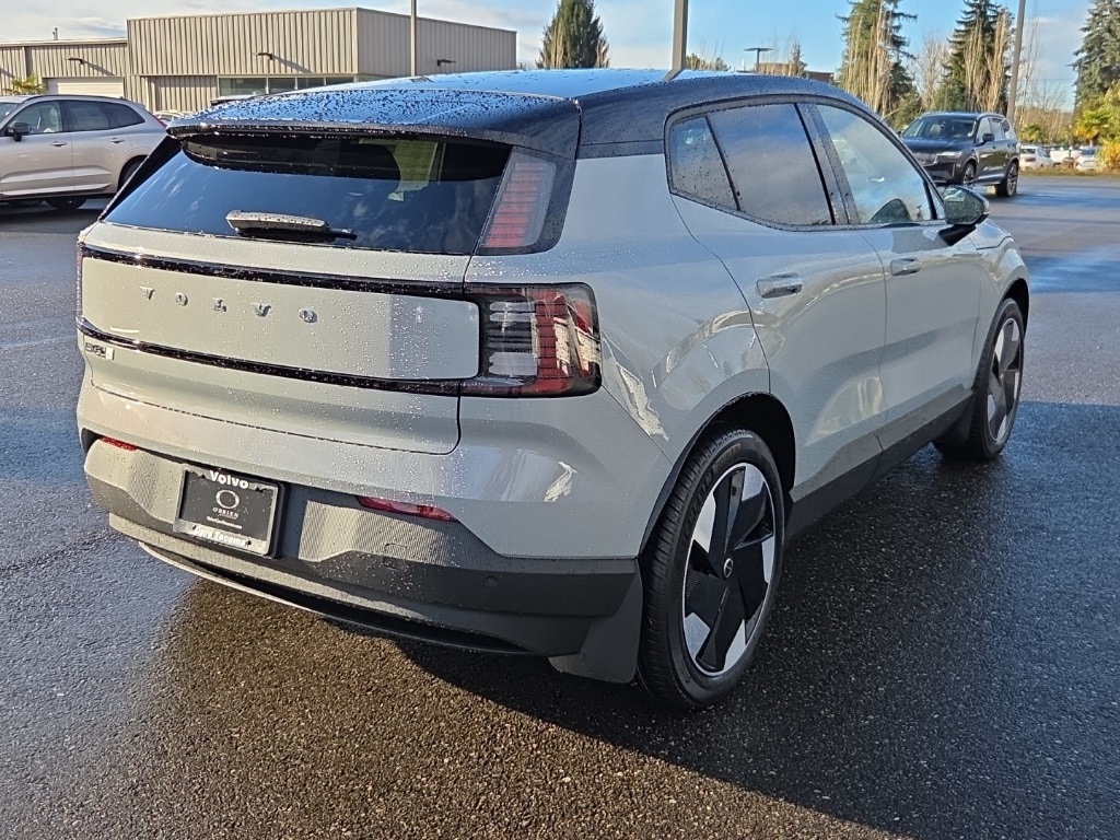 New 2026 Volvo EX30 Twin Motor Plus SUV