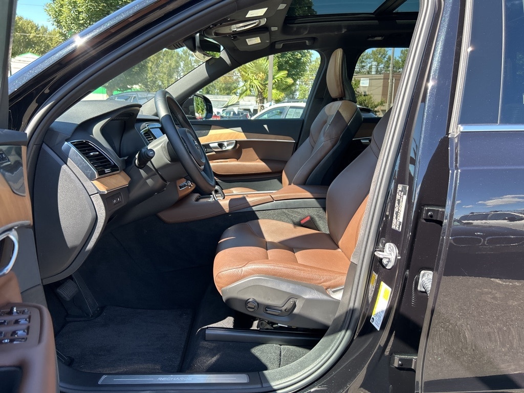 Certified 2024 Volvo XC90 Recharge Plug-In Hybrid T8 Plus Bright Theme 7 Passenger SUV