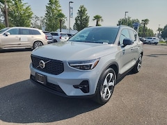 2026 Volvo XC40 B5 Plus AWD SUV