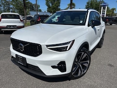 2026 Volvo XC40 B5 Ultra SUV