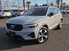 2026 Volvo XC40 B5 Plus AWD SUV