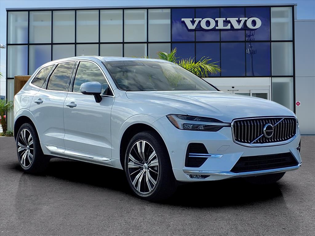 2023 Volvo XC60 SUV 
