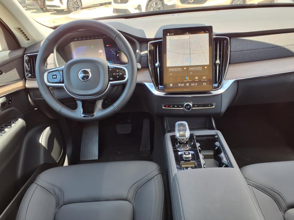 2026 Volvo XC90 Core - Photo 11