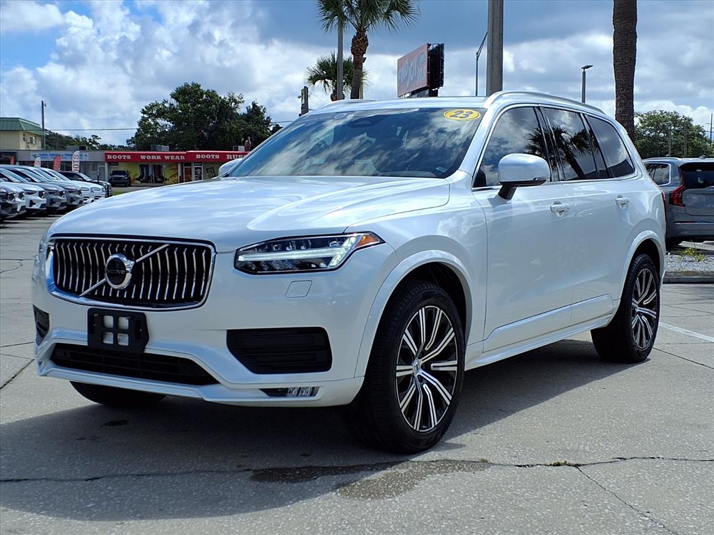 2023 Volvo XC90 Core photo 3
