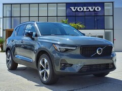 2026 Volvo XC40 B5 Plus AWD SUV
