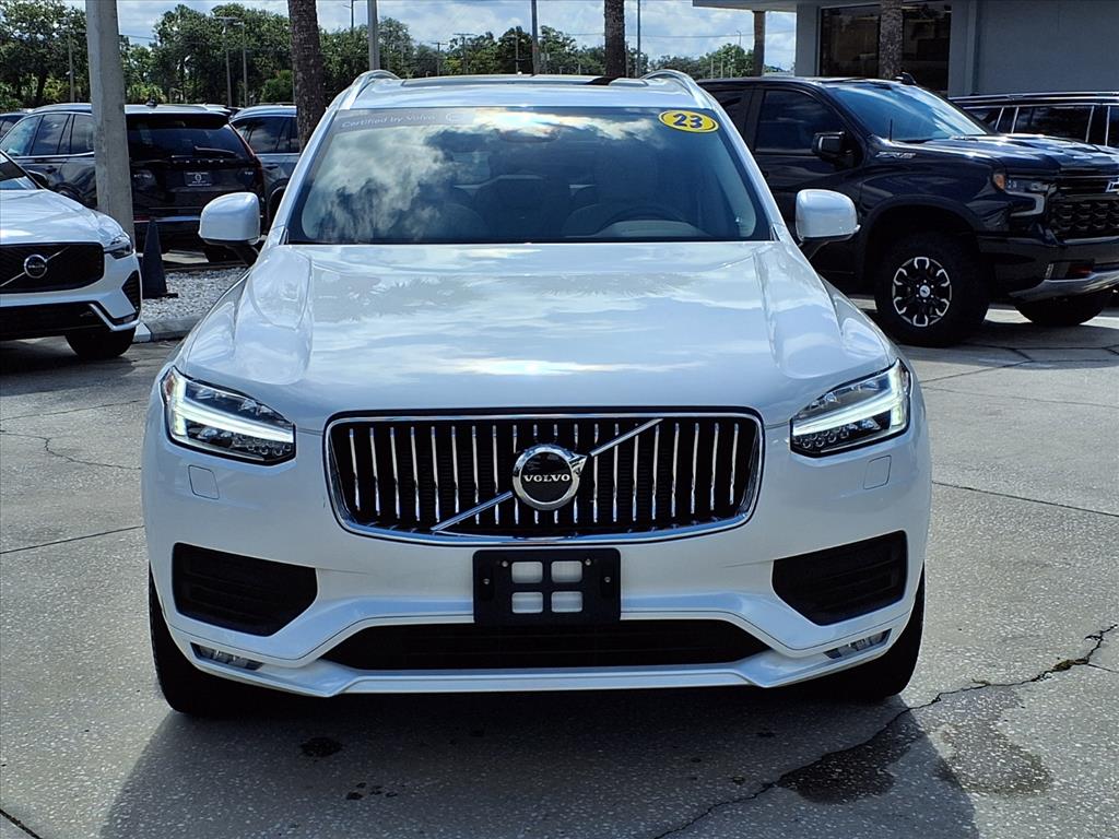 2023 Volvo XC90 Core photo 2