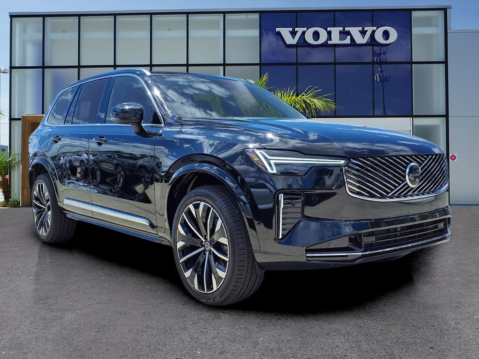 2026 Volvo XC90 B6 Plus Bright 7-Seater 4WD's photo