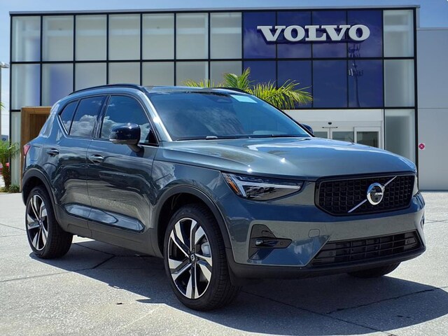 2026 Volvo XC40 B4 Plus Front-Wheel Drive SUV