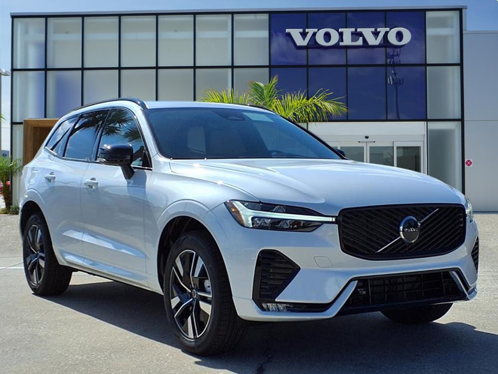 New 2026 Volvo XC60 B5 Core SUV