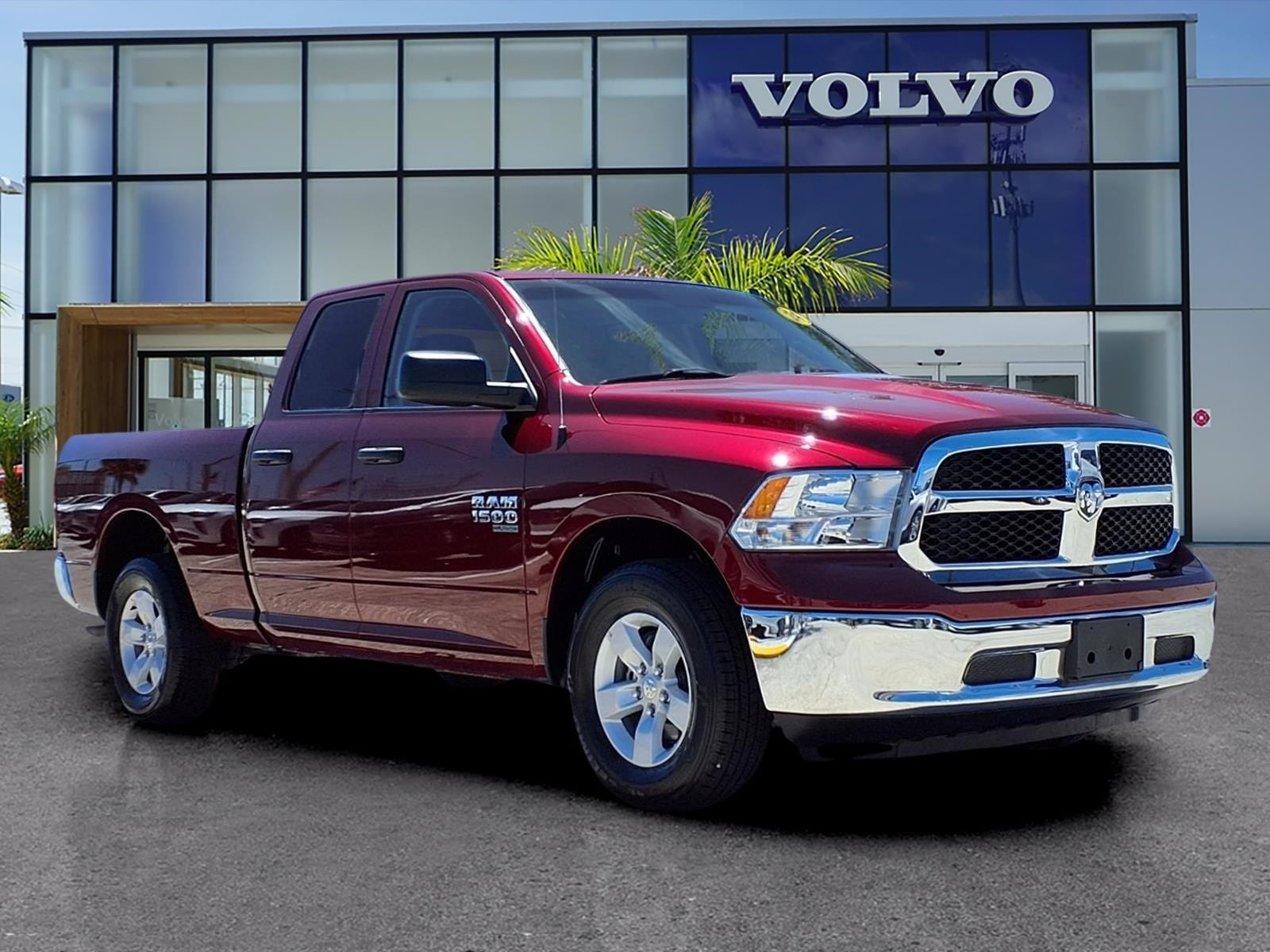 2024 RAM 1500 Classic SLT 4x4 Quad Cab 6'4's photo