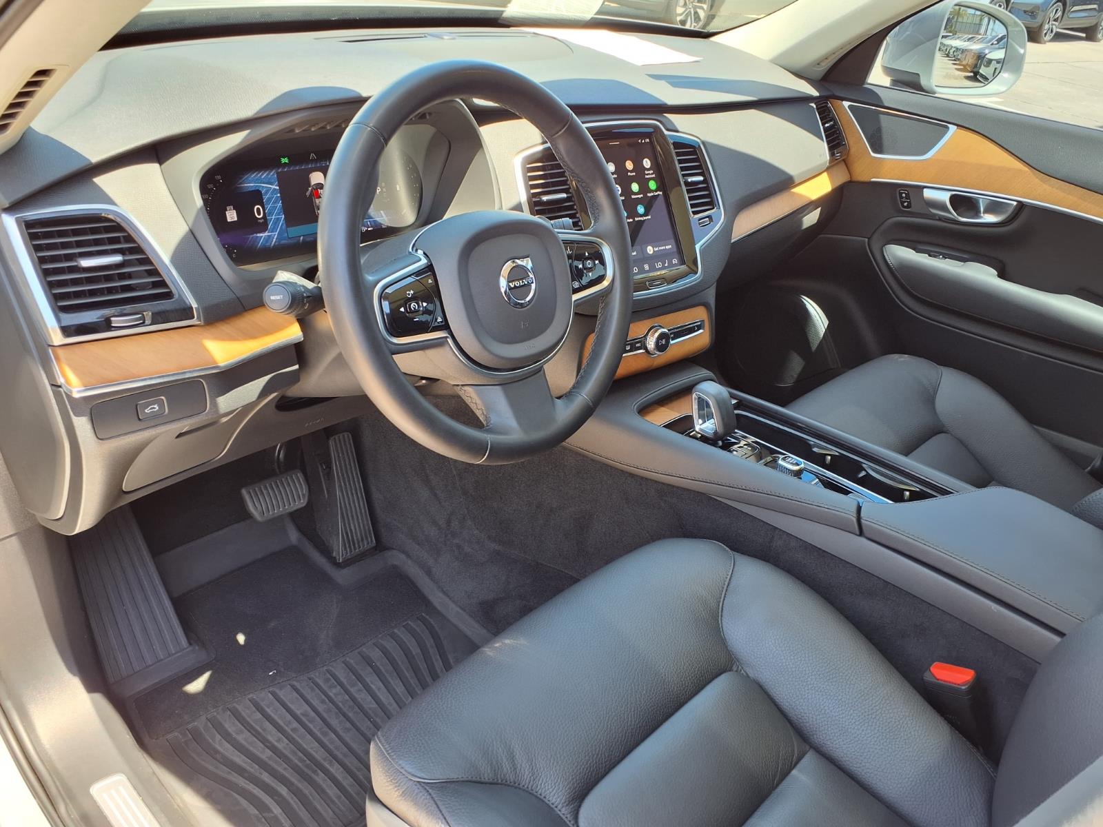 2024 Volvo XC90 Plus - Photo 20