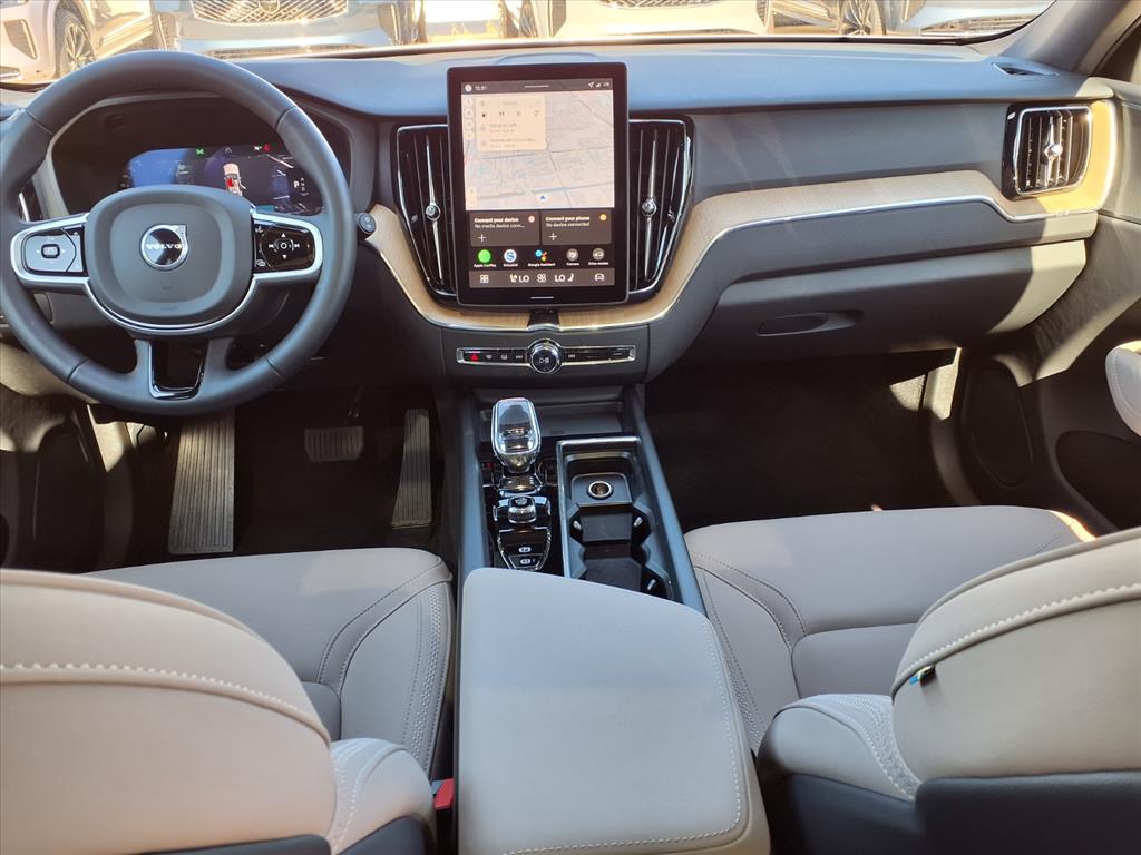 2026 Volvo XC60 Core - Photo 11