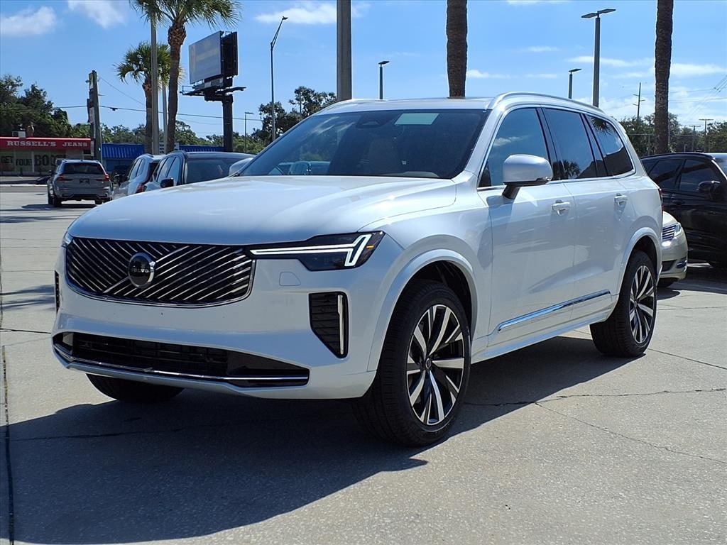 New 2026 Volvo XC90 B5 Core SUV