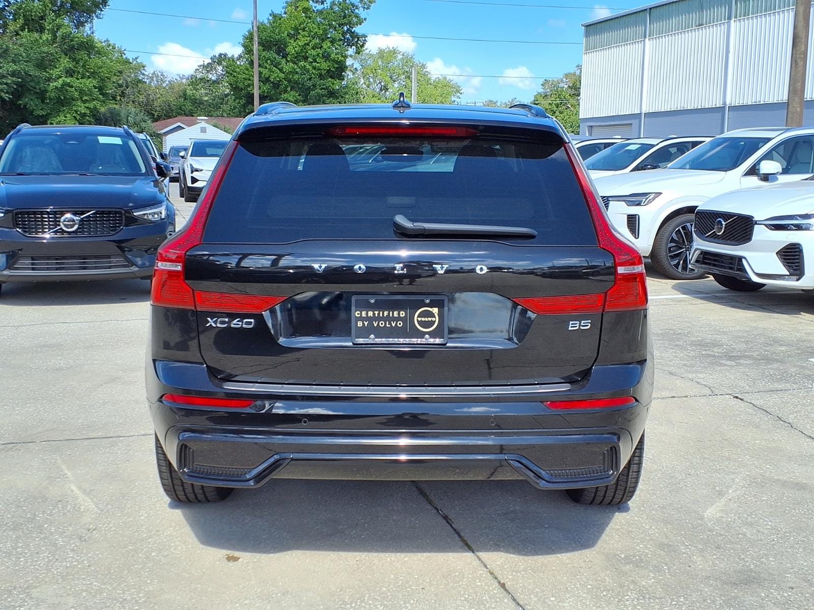 2023 Volvo XC60 Plus - Photo 6