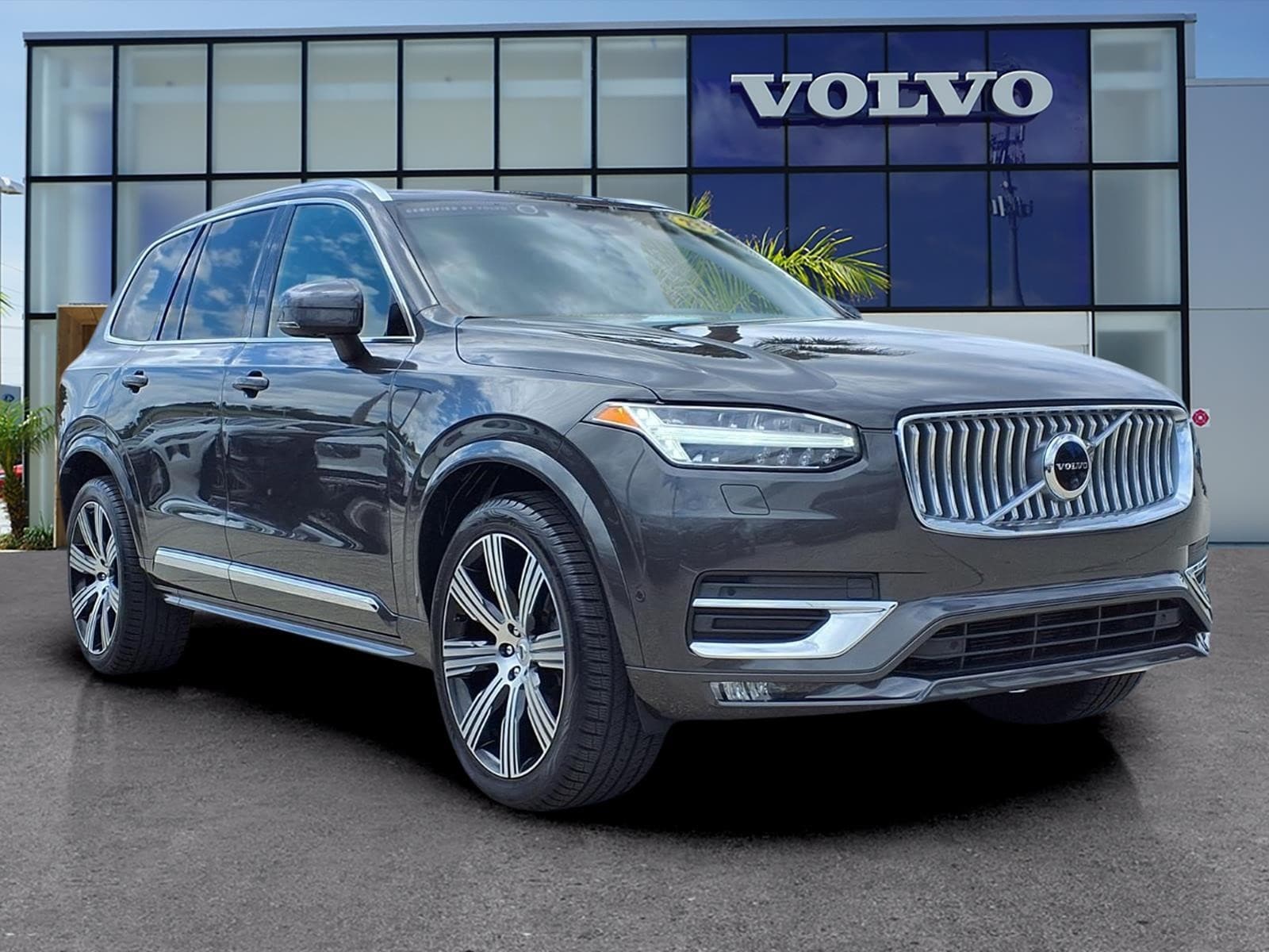 2023 Volvo XC90 B6 Ultimate 7-Seater 4WD's photo