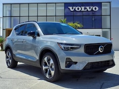 2026 Volvo XC40 B5 Plus AWD SUV