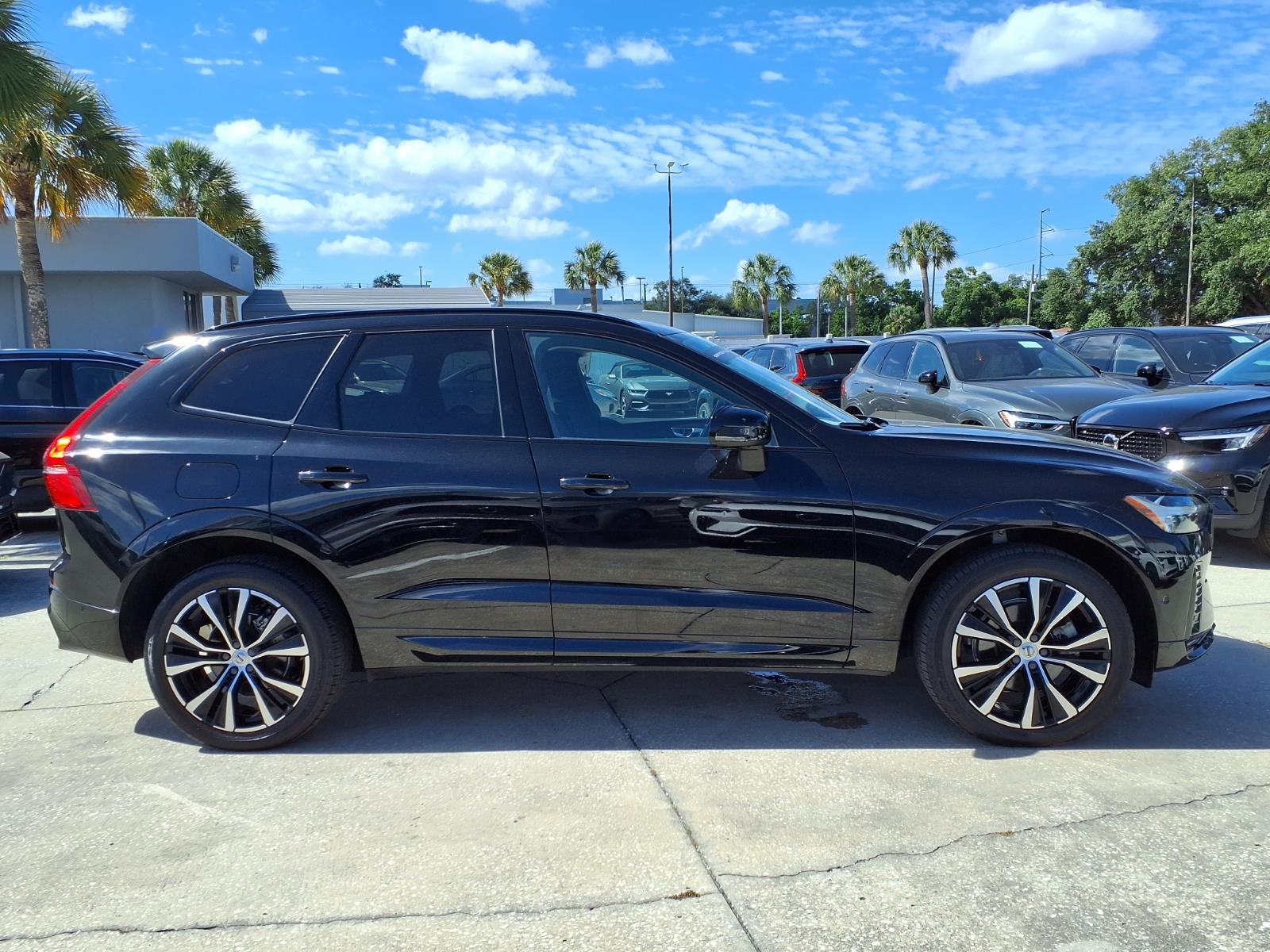 2023 Volvo XC60 Plus - Photo 8