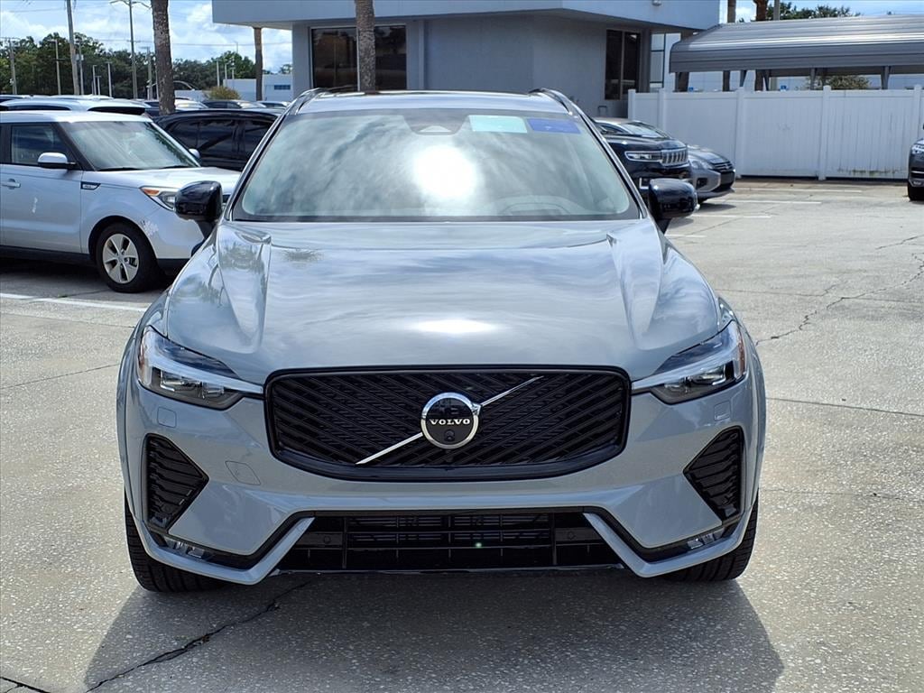 New 2026 Volvo XC60 B5 Ultra SUV