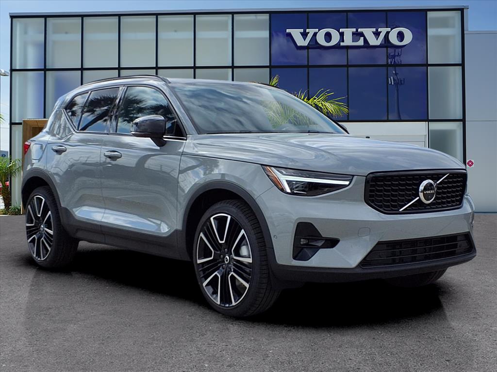 2026 Volvo XC40 Ultra's photo