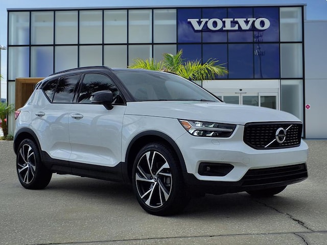 2022 Volvo XC40 T5 R-Design SUV