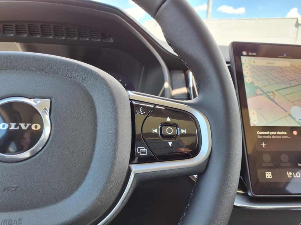 2026 Volvo XC90 Core - Photo 16