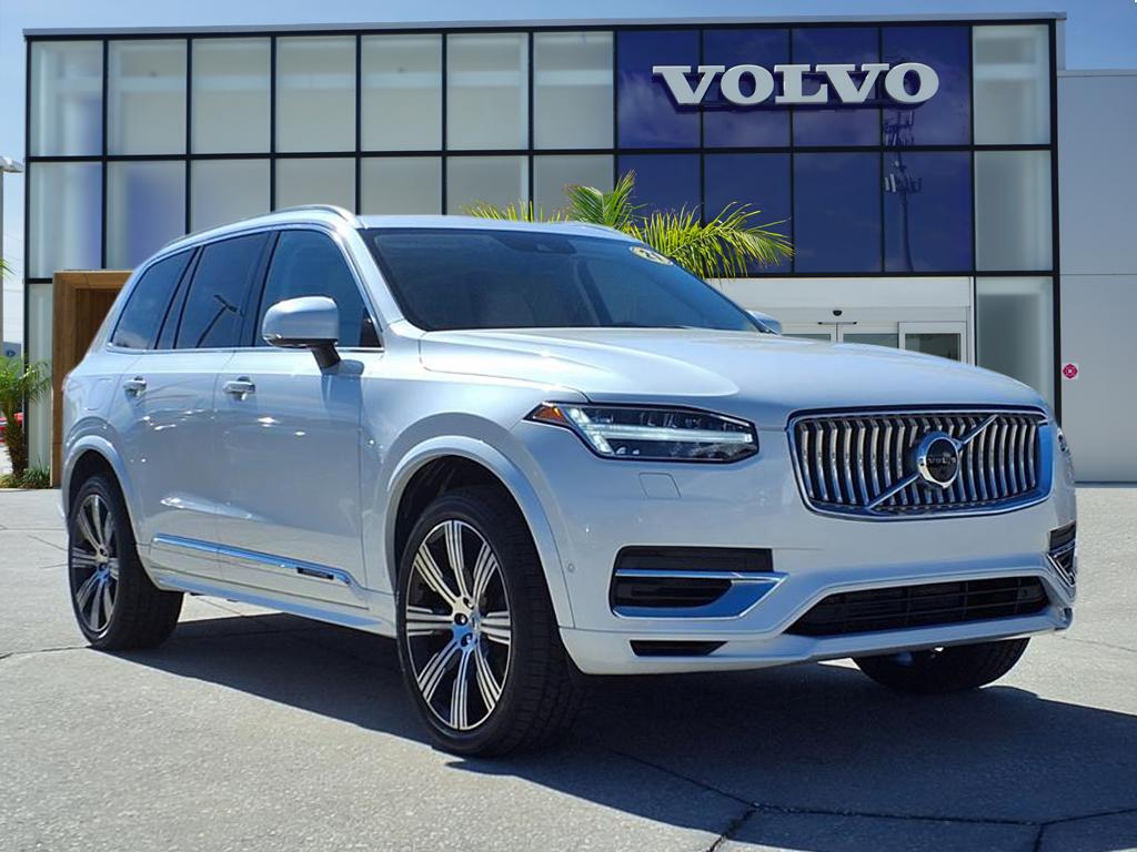 2021 Volvo XC90 Inscription's photo