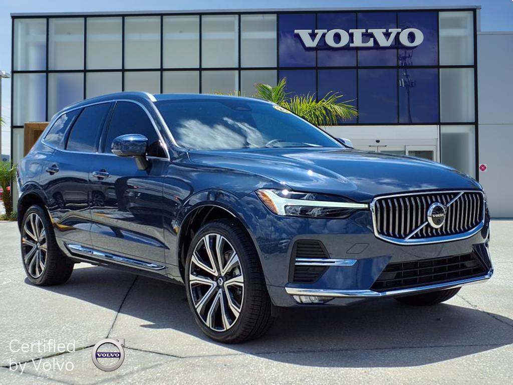 2023 Volvo XC60 B5 Ultimate Bright Theme